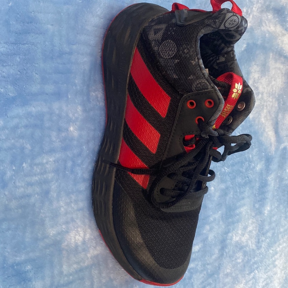 Adidas boys 3.5